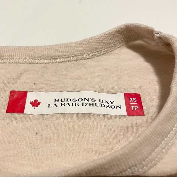 Hudson Bay Tshirt Women’s Size XS Shirt - Picture 9 of 16